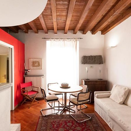 Anfiteatro Apartment In Brera Mailand Exterior foto