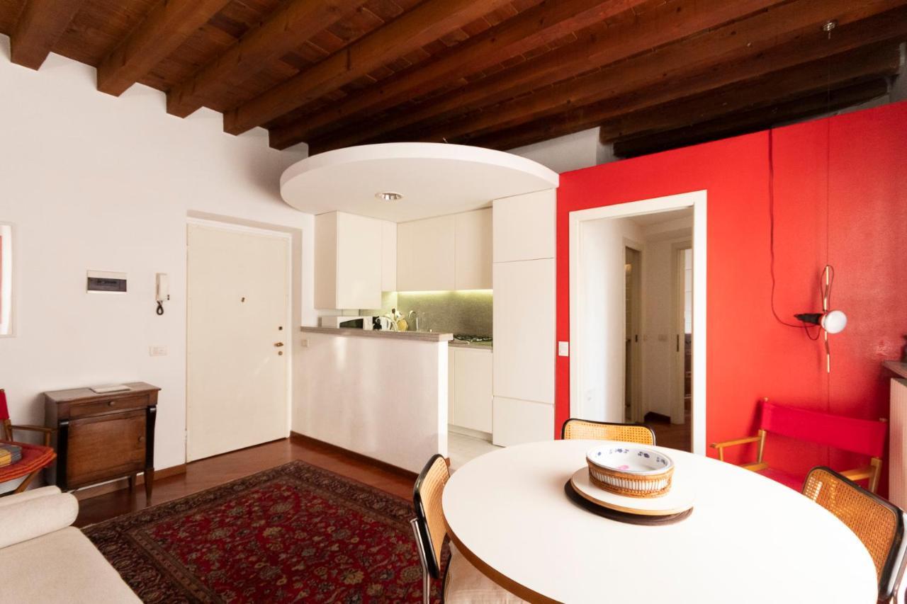 Anfiteatro Apartment In Brera Mailand Exterior foto